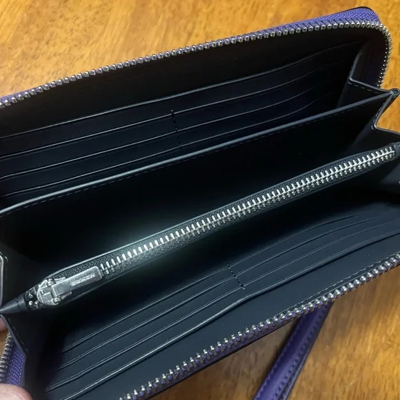 Coach Purple Signature Zip Around Wallet - Picture 2 of 2
